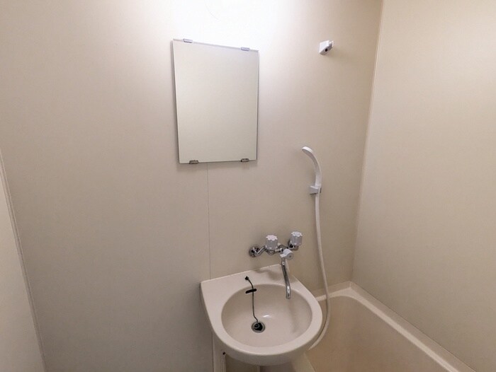 物件内観写真13　(洗面)