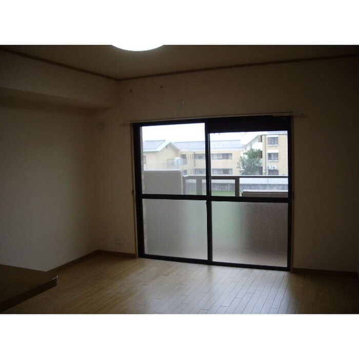 物件内観写真10　(内観写真)