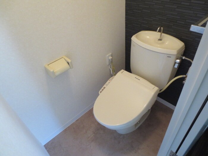 物件内観写真14　(トイレ)