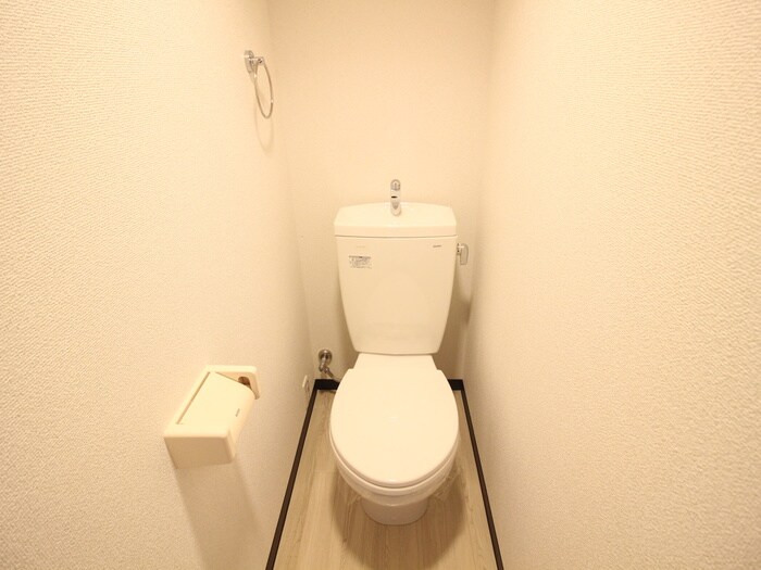 物件内観写真11　(トイレ)