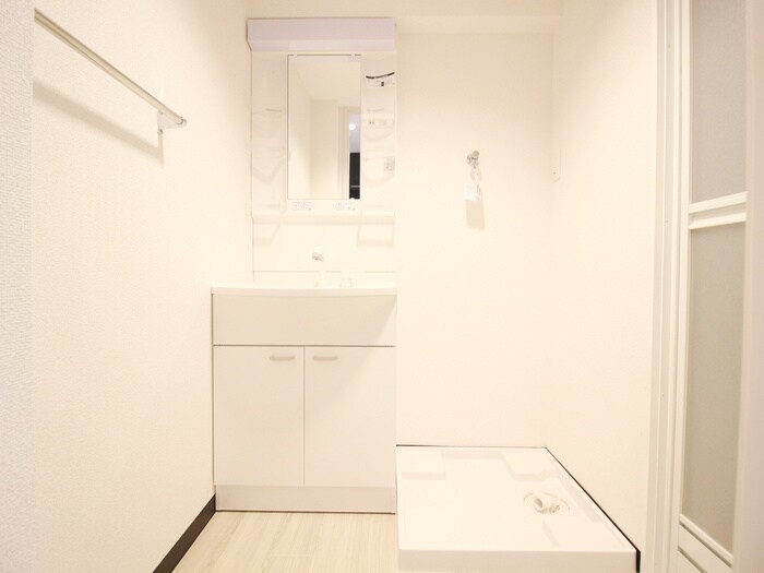 物件内観写真12　(洗面)