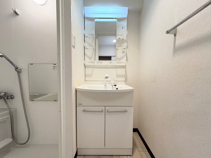 物件内観写真12　(洗面)