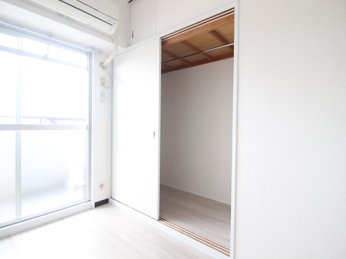 物件内観写真15　(収納)
