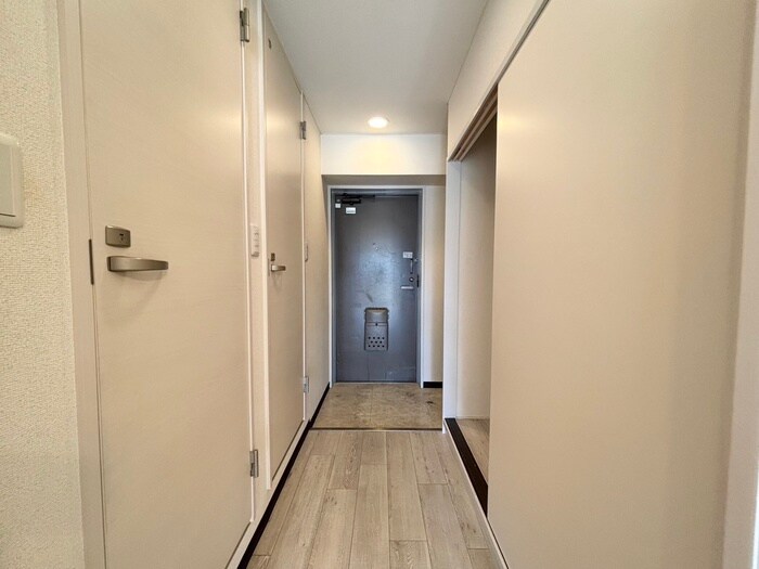 物件内観写真17　(廊下)