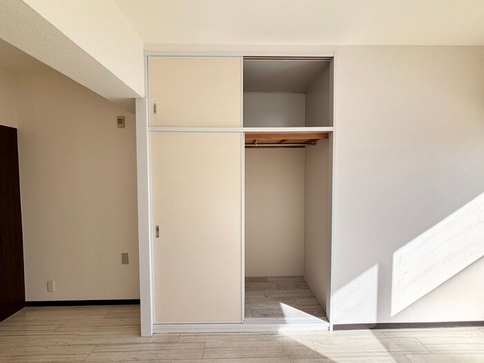 物件内観写真18　(収納)