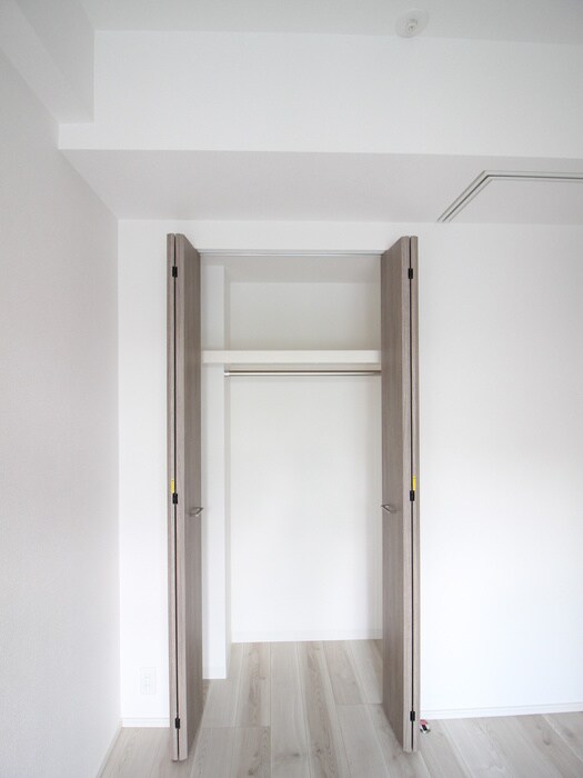 物件内観写真5　(収納)