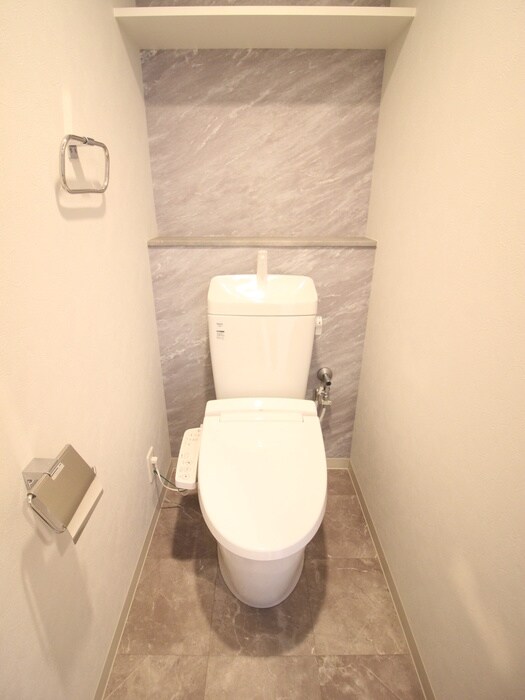 物件内観写真9　(トイレ)