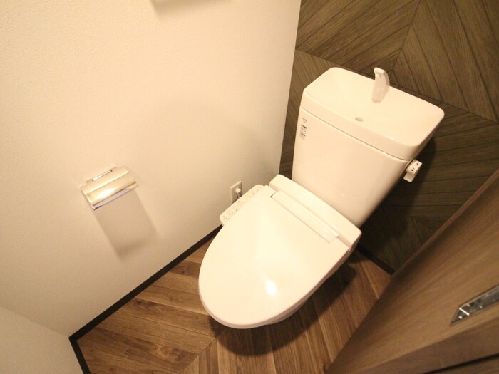 物件内観写真11　(トイレ)