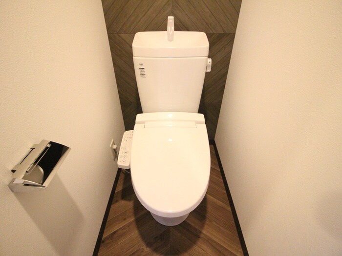 物件内観写真12　(トイレ)