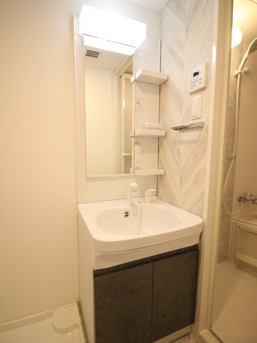 物件内観写真13　(洗面)