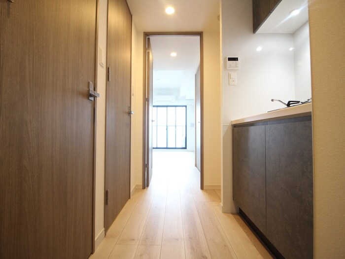 物件内観写真17　(廊下)