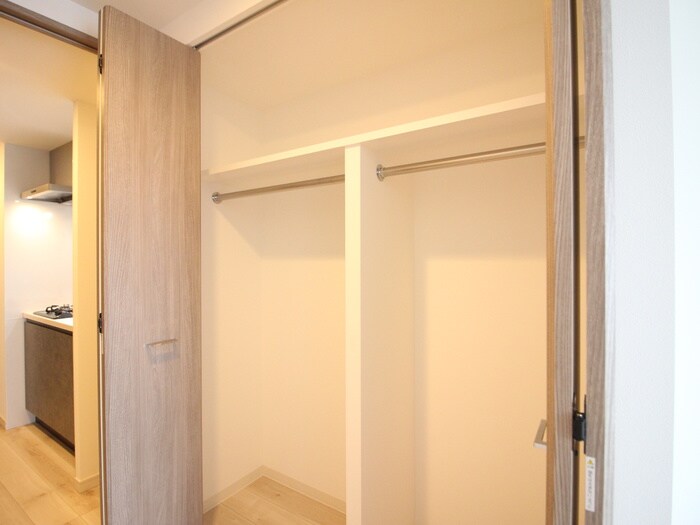 物件内観写真18　(収納)