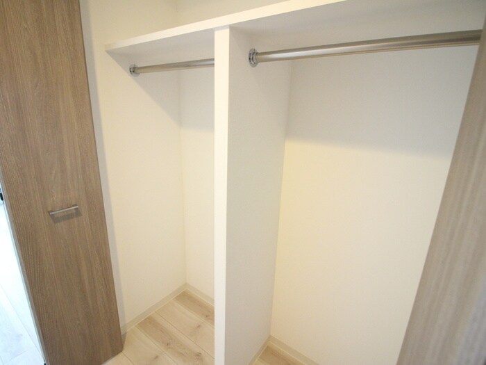 物件内観写真18　(収納)