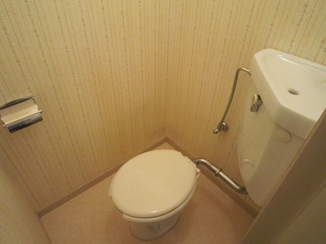 物件内観写真14　(トイレ)