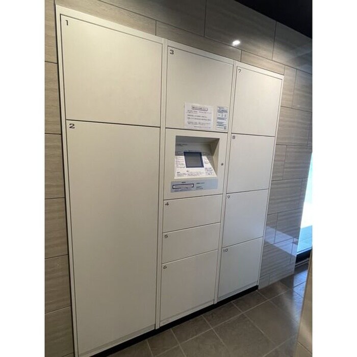 物件外観写真6　(建物設備)