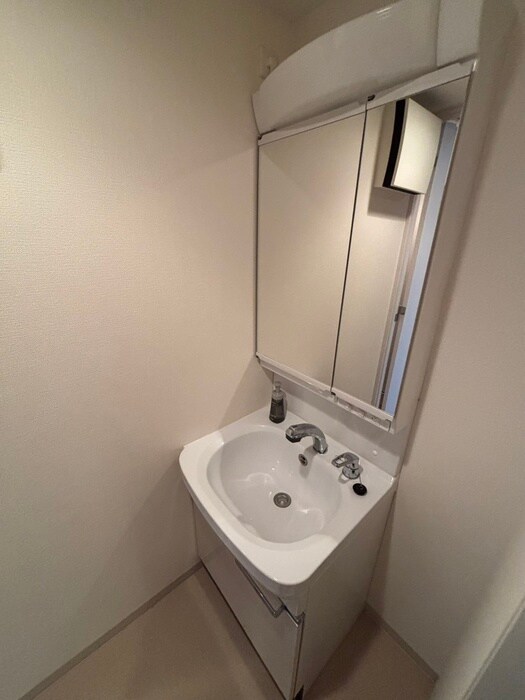 物件内観写真12　(洗面)