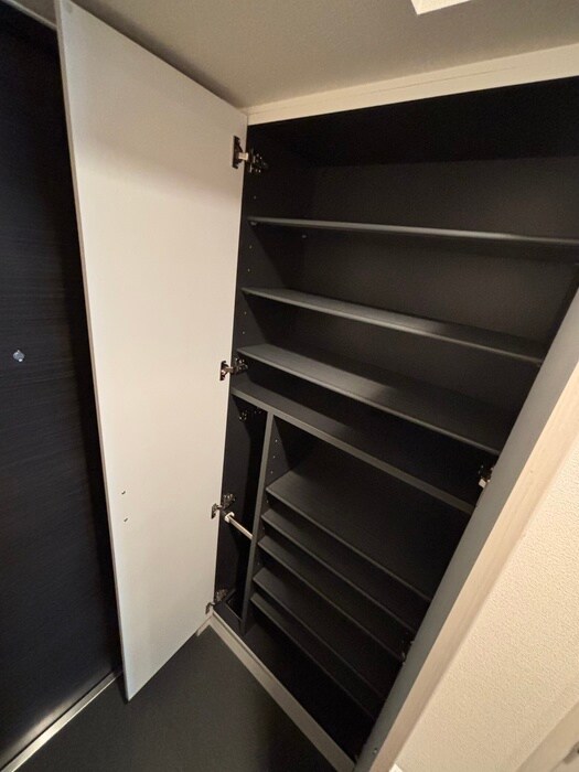 物件内観写真16　(靴箱)