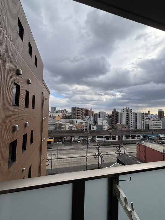 物件内観写真22　(室内からの展望)