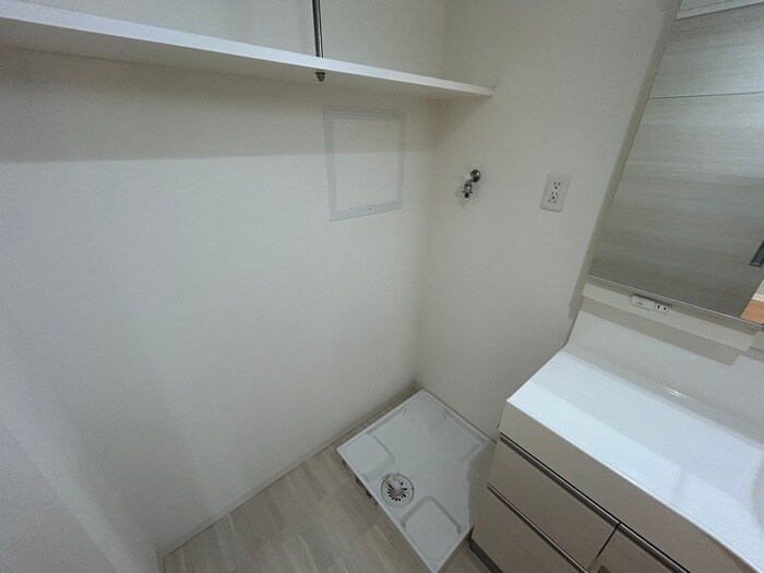 物件内観写真19　(洗濯機置場)