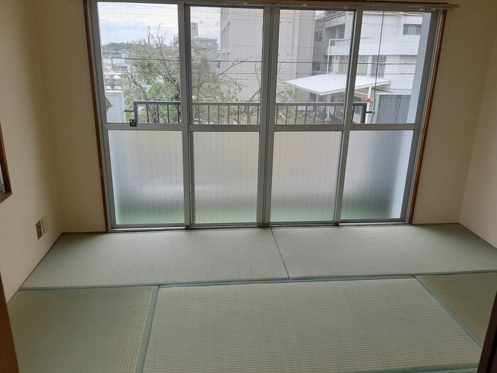 物件内観写真5　(居室)