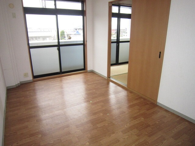 物件内観写真16　(居室)