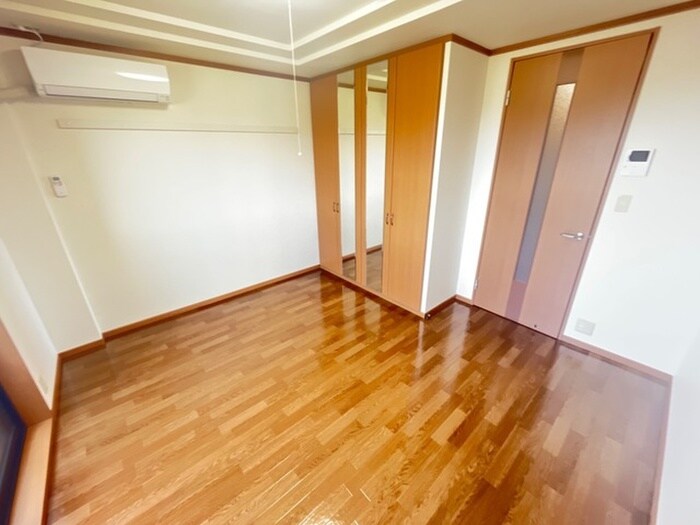 物件内観写真5　(居室)