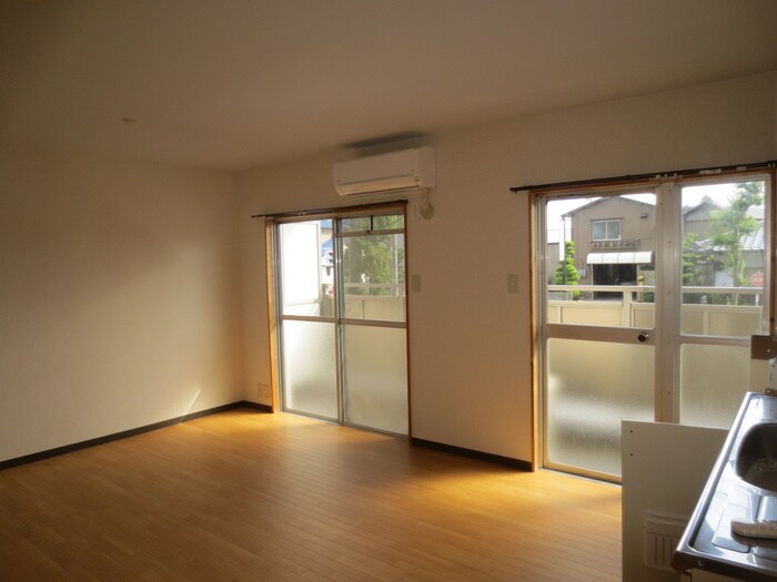 物件内観写真8　(内観写真)