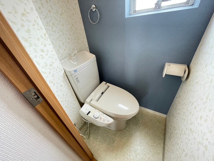 物件内観写真11　(トイレ)