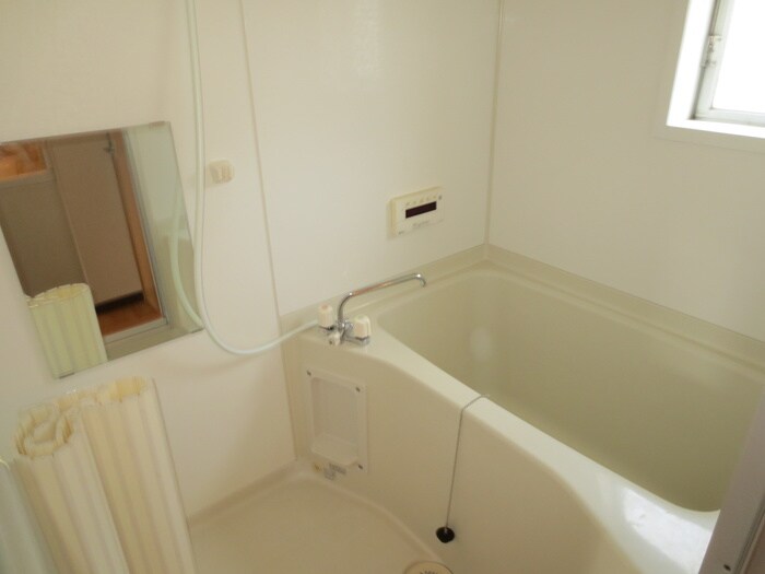 物件内観写真13　(バス／シャワールーム等)