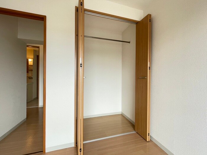 物件内観写真13　(収納)