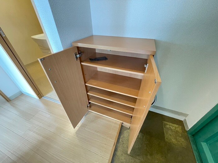 物件内観写真17　(靴箱)