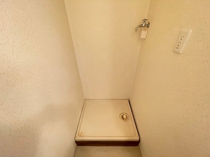 物件内観写真19　(洗濯機置場)