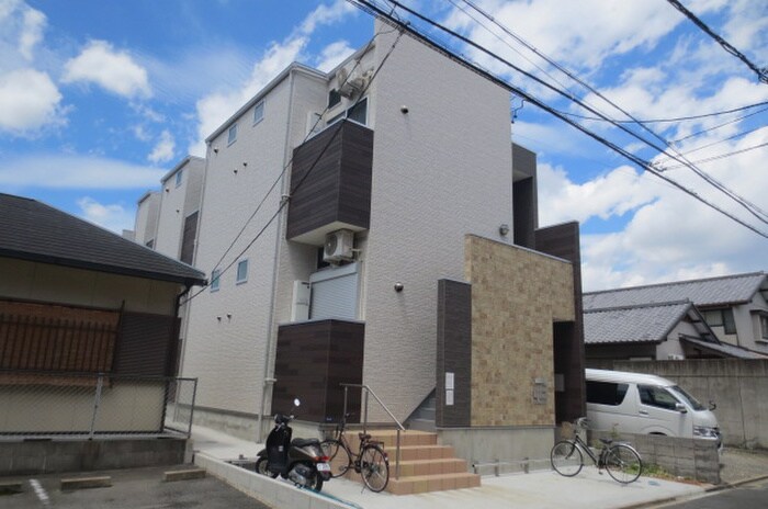 物件外観写真1　(外観写真)