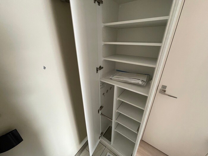 物件内観写真15　(靴箱)