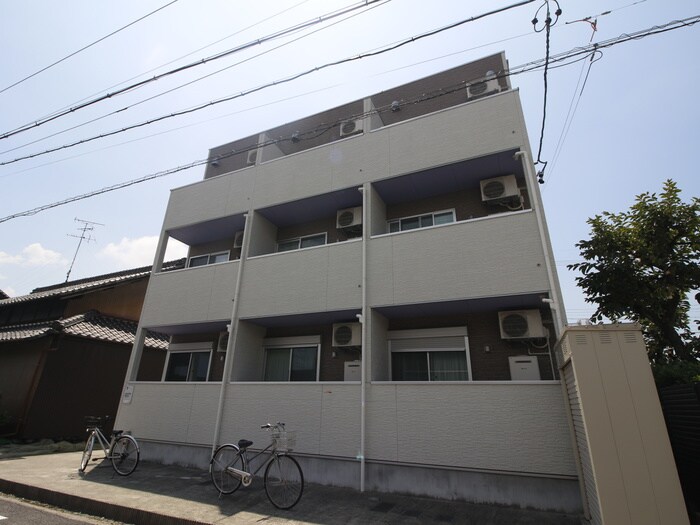 物件外観写真3　(外観写真)