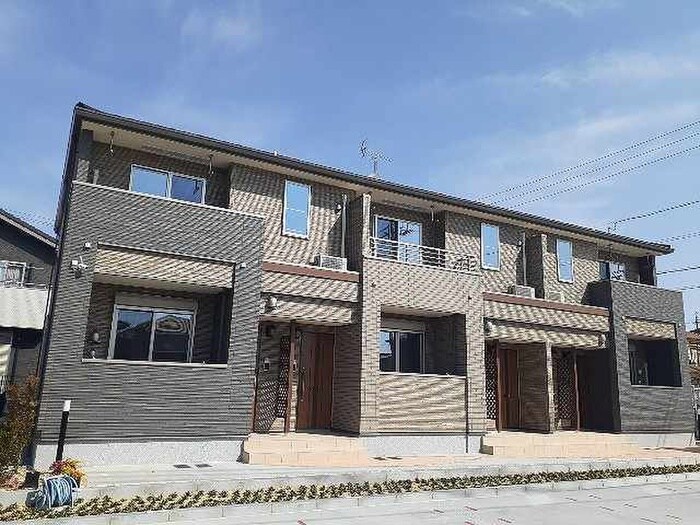 物件外観写真1　(外観写真)