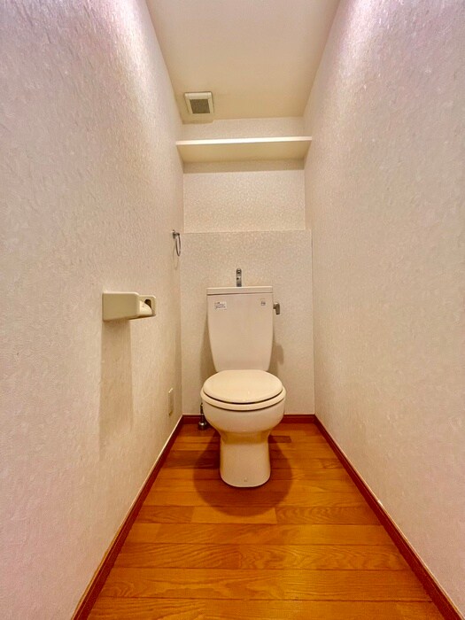 物件内観写真11　(トイレ)