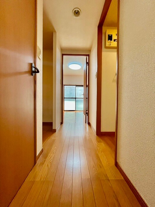 物件内観写真22　(廊下)