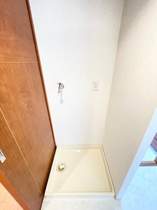 物件内観写真19　(洗濯機置場)