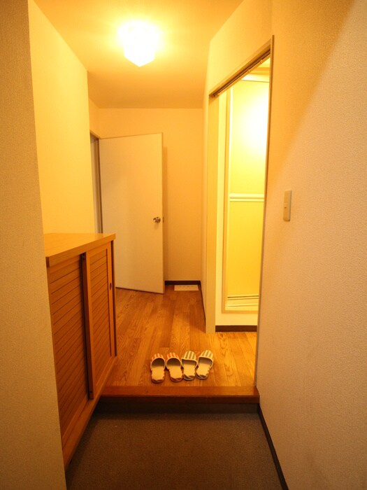 物件内観写真15　(廊下)