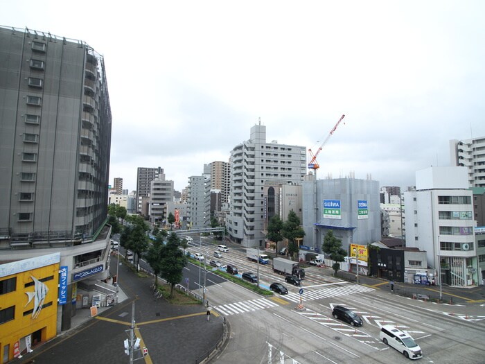 物件内観写真18　(室内からの展望)