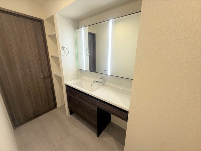 物件内観写真7　(洗面)