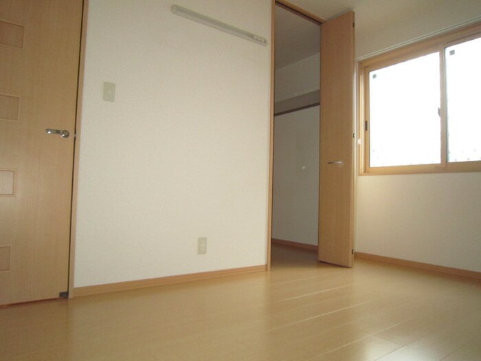 物件内観写真12　(居室)