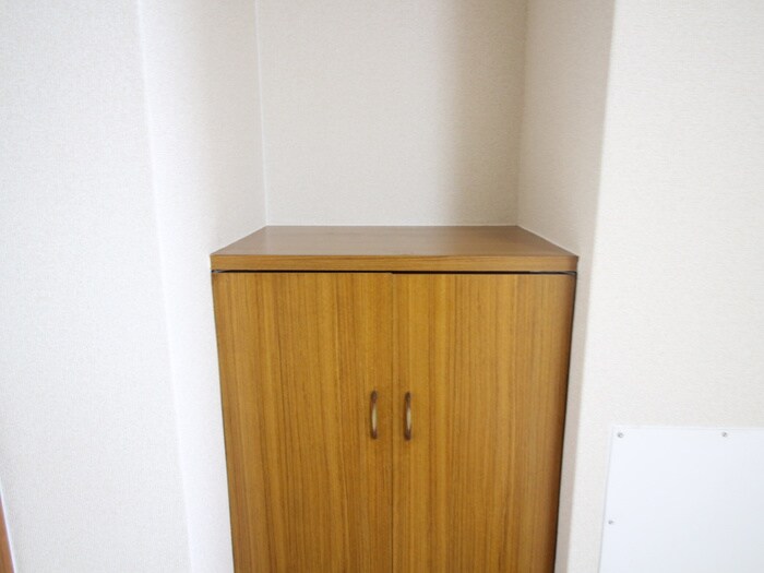 物件内観写真8　(靴箱)
