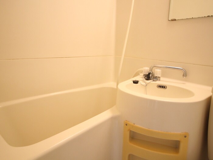 物件内観写真12　(バス／シャワールーム等)