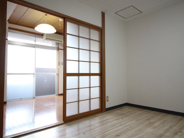 物件内観写真16　(居室)