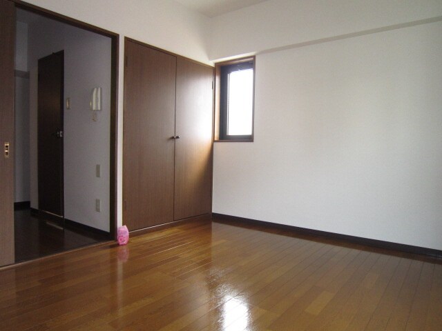 物件内観写真10　(居室)