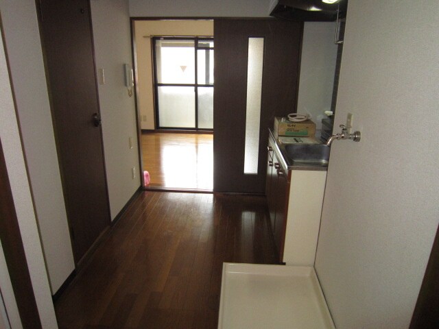 物件内観写真15　(廊下)