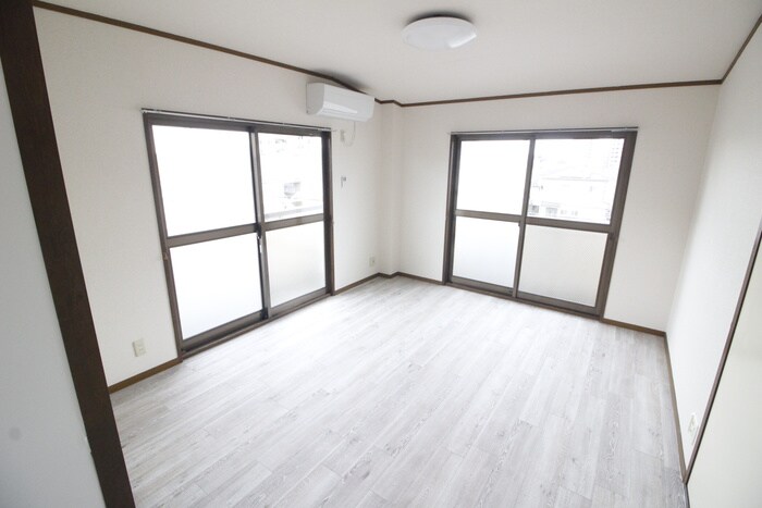 エントピアモリの居室