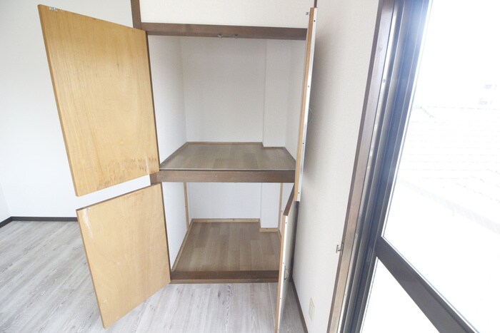 物件内観写真18　(収納)